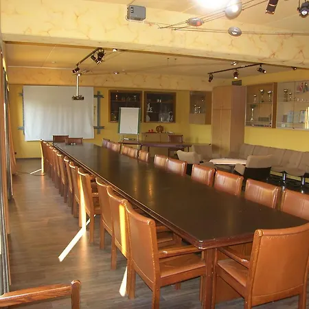 מלון Sport Kantri Kankaanpää